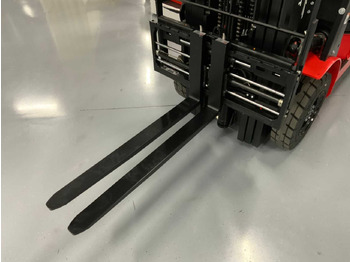 رافعة شوكية EP - EFL 252 X - FORK POSITIONER, SIDESHIFT, TRIPLEX, FORKLIFT 2025: صورة 3