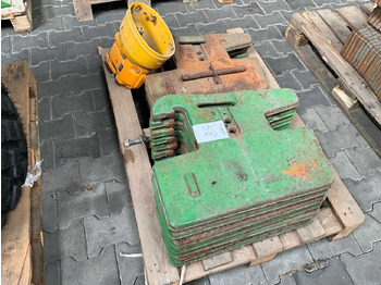 جرار JOHN DEERE