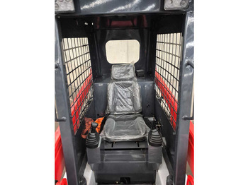 اللودر المجنزر صغير LADYS - 2025 - LA670 - SKID STEER LOADER: صورة 2 اللودر المجنزر صغير LADYS - 2025 - LA670 - SKID STEER LOADER: صورة 2