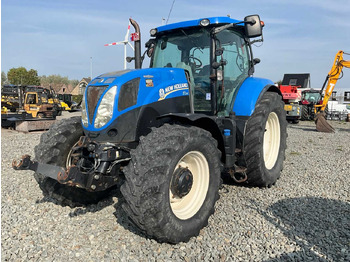 جرار NEW HOLLAND T7.210