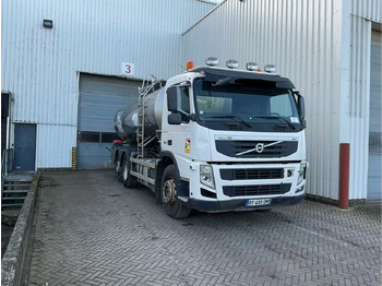 شاحنة VOLVO FM