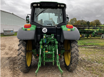 جرار John Deere 6120M: صورة 4