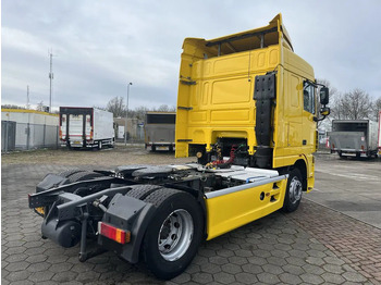 مقطورة السحب DAF XF 105 410 FT EURO 5: صورة 4