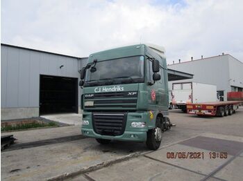 الكابينة والداخلية DAF XF 105