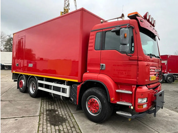 شاحنة صندوقية MAN