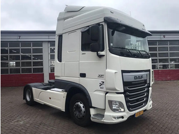 مقطورة السحب DAF XF 460