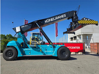 آلة حمل الحاويات في الأماكن الصغيرة KONECRANES
