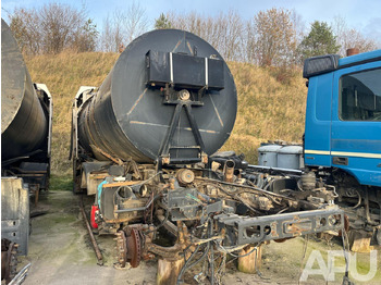 سيارة خدمات/ سيارة خاصة