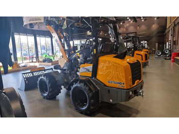 لودر مفصلي صغير للبيع  Giant Jubileum modellen G2500 HD & G2700 HD: صورة 3