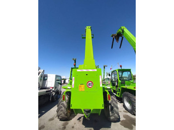 آلة رفع ونقل تلسكوبية Merlo 40.16: صورة 2 آلة رفع ونقل تلسكوبية Merlo 40.16: صورة 2