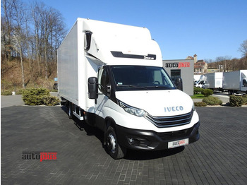 شاحنة صندوقية IVECO Daily 70c18
