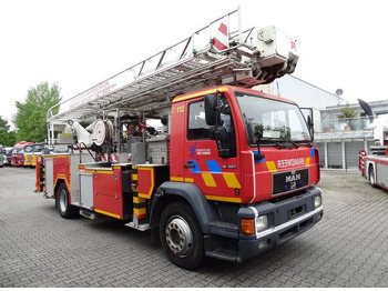شاحنة حريق MAN 18.284 L2000 - Fire truck+ladder lift: صورة 3 شاحنة حريق MAN 18.284 L2000 - Fire truck+ladder lift: صورة 3