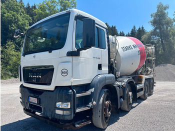 شاحنة خلاطة خرسانة LIEBHERR