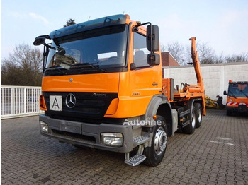 شاحنة لودر انزلاقي MERCEDES-BENZ Axor 2633
