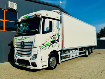 شاحنة ذات مبرد MERCEDES-BENZ Actros 2542