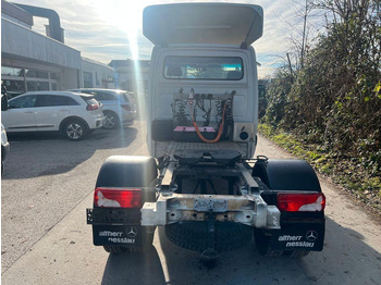 شاحنة جرار صغيرة Mercedes-Benz SPRINTER 519: صورة 4