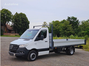شاحنات مسطحة MERCEDES-BENZ Sprinter 519