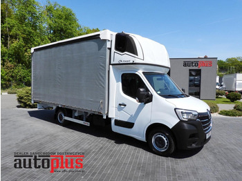 شاحنة مغلقة بستائر جانبية RENAULT Master