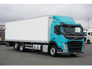 شاحنة ذات مبرد VOLVO FM 330