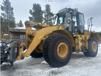 اللودر بعجل CATERPILLAR 950G