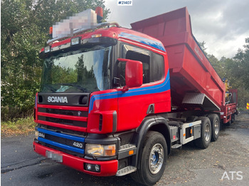 شاحنة قلاب SCANIA P124