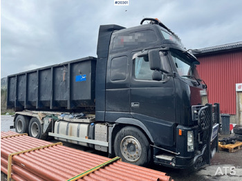 شاحنة برافعة خطافية Volvo FH540: صورة 2