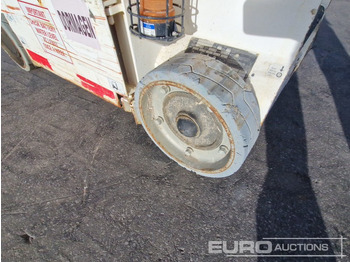 منصة جومحمولةية 2014 JLG 1230ES: صورة 5