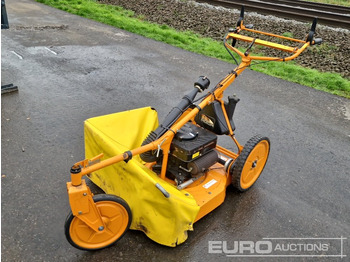 جزازة عشب الحدائق