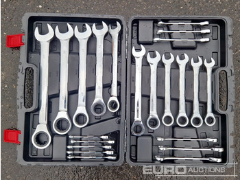 معدات الانشاءات