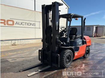 رافعة شوكية TOYOTA