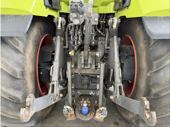 جرار Claas Axion 960: صورة 2