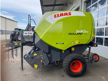 ماكينات نشر التبن CLAAS