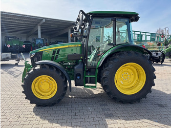 جرار JOHN DEERE 5090M
