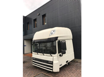الكابينة والداخلية - شاحنة DAF XF 105 Euro 5: صورة 3
