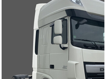 الإيروديناميكية/ الجناح الخلفي DAF XF 106