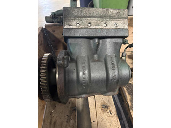 المحرك و قطع الغيار VOLVO