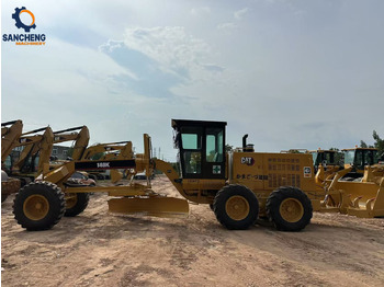ماكينة تسوية CATERPILLAR 140K