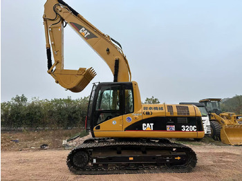 حفار زاحف CATERPILLAR 320C