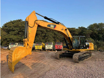 حفار زاحف CATERPILLAR 330D2L
