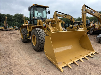 اللودر بعجل CATERPILLAR 950G