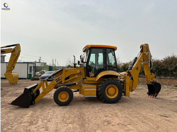 لودر ذو محراث خلفي/ باكهو JCB 3CX