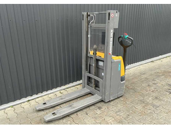 آلة تكديس JUNGHEINRICH EJC