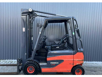 رافعة شوكية كهربائية Linde E25-01: صورة 2 رافعة شوكية كهربائية Linde E25-01: صورة 2