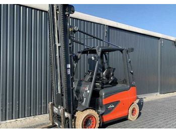 رافعة شوكية كهربائية LINDE E