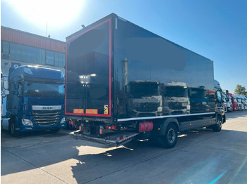 شاحنة صندوقية Mercedes-Benz ATEGO 1530 * SCHLAFKABINE * STANDKLIMA*LBW 2 TON: صورة 3
