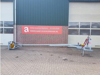 آلة نشر السماد