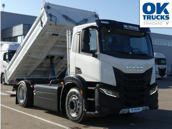 شاحنة قلاب IVECO S-WAY
