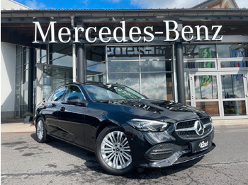 سيدان MERCEDES-BENZ