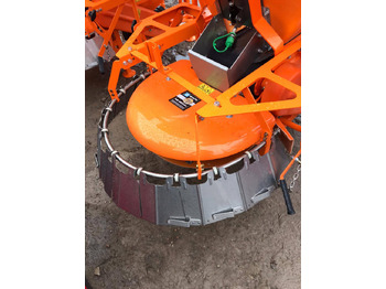 ناثر غبار/ ملح POM Augustów salt and sand spreader with communal attachment Motyl N 31M/1: صورة 3 ناثر غبار/ ملح POM Augustów salt and sand spreader with communal attachment Motyl N 31M/1: صورة 3