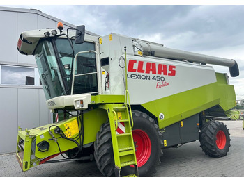 حصادة CLAAS Lexion